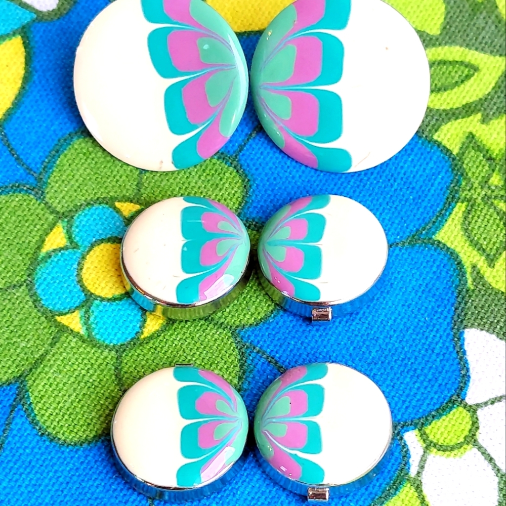 Vintage 60s Psychedelic Pastels Button Covers & Earrings Matching Set Lot vtg